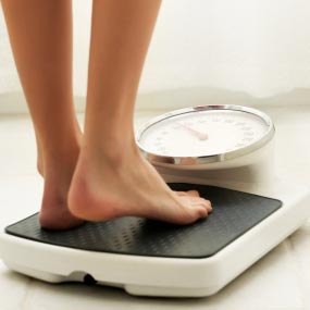 Stepping on the Scale : How Often Should You Weigh Yourself?